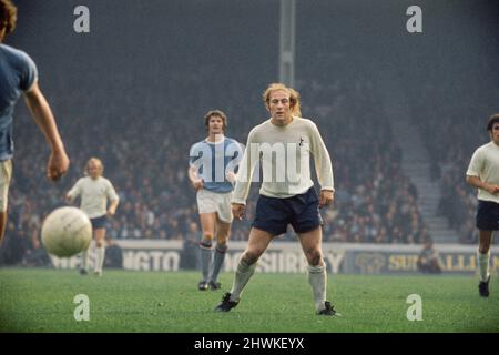 Manchester City 2 v Tottenham Hotspur 1 First Division One Match al Maine Road.Tottenham's Ralph Coates (Centered) in azione. 16th settembre 1972 Foto Stock