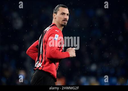 Napoli, Italia. 06th Mar 2022. Zlatan Ibrahimovic di AC Milan durante la Serie A football match tra SSC Napoli e AC Milan allo stadio Diego Armando Maradona di Napoli (Italia), 6th marzo 2022. Foto Andrea Staccioli/Insidefoto Credit: Ininsidefoto srl/Alamy Live News Foto Stock