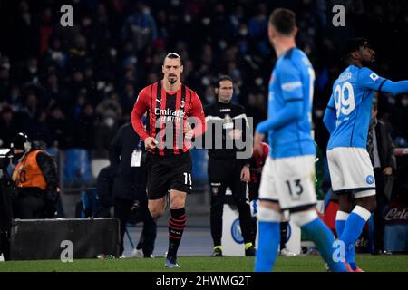 Napoli, Italia. 06th Mar 2022. Zlatan Ibrahimovic di AC Milan durante la Serie A football match tra SSC Napoli e AC Milan allo stadio Diego Armando Maradona di Napoli (Italia), 6th marzo 2022. Foto Andrea Staccioli/Insidefoto Credit: Ininsidefoto srl/Alamy Live News Foto Stock