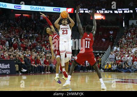 6 marzo 20, 2022: Durante la partita di pallacanestro NCAA tra i nebraska Cornhuskers e i distintivi del Wisconsin al Kohl Center di Madison, WISCONSIN. Darren Lee/CSM Foto Stock