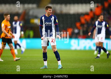 MKM Stadium, Hull, Inghilterra - 5th marzo 2022 Taylor Gardner-Hickman (29) di West Bromwich durante la partita Hull City contro West Bromwich Albion, EFL Championship 2021/22 MKM Stadium, Hull, Inghilterra - 5th marzo 2022 Credit: Arthur Haigh/WhiteRosePhotos/Alamy Live News Foto Stock