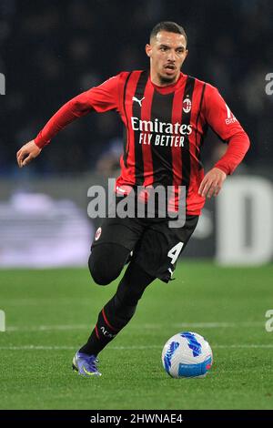 Napoli, Italia. 06th Mar 2022. Ismael Bennacer giocatore di Milano, durante la partita della Serie Italiana A tra Napoli e risultato finale di Milano, Napoli 0, Milano 1, partita disputata allo stadio Diego Armando Maradona. Napoli, Italia, 06 marzo 2022. (Foto di Vincenzo Izzo/Sipa USA) Credit: Sipa USA/Alamy Live News Foto Stock