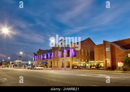 Quality Hotel Regent Rockhampton un edificio storico convertito in hotel di lusso. 1914 Patrimonio storico elencato TAFE College Rockhampton Queensland Au Foto Stock