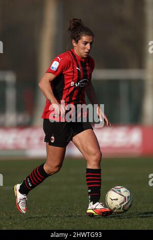 Stadio Vismara, Milano, 06 marzo 2022, Valentina Bergamaschi (AC Milan) in azione durante AC Milan vs Napoli Femminile - Calcio italiano Ser Foto Stock