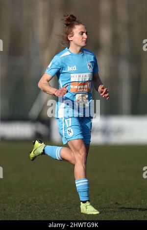 Stadio Vismara, Milano, 06 marzo 2022, Arianna acuto (Napoli femminile) guarda su durante AC Milan vs Napoli Femminile - Calcio Italiano seri Foto Stock