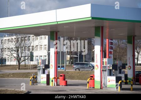 STAZIONE di benzina AMIC Energy Management a Danzica. Polonia Marzo 4th 2022 © Wojciech Strozyk / Alamy Stock Photo *** Local Caption *** Foto Stock