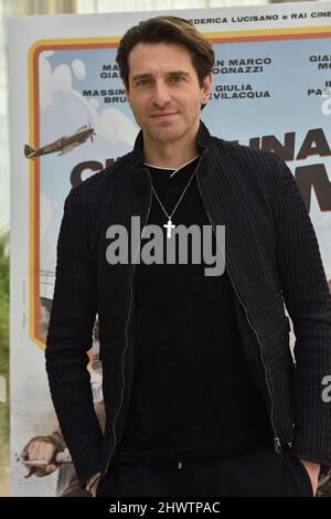 Roma, Italia. 07th Mar 2022. Giampaolo Morelli partecipa alla Photocall 'l'era una volta un Crimine' all'Hotel le Meridien Visconti il 07 marzo 2022 a Roma. Credit: dpa/Alamy Live News Foto Stock