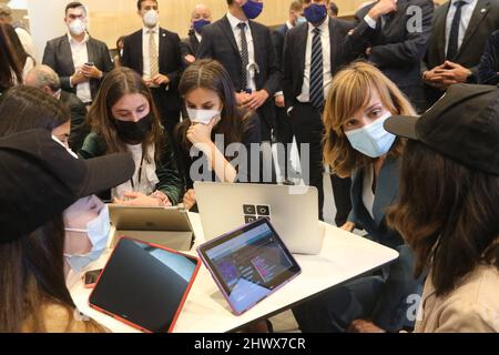 Malaga, Spagna. 08th Mar 2022. Il re spagnolo Felipe VI e la regina Letizia Ortiz durante l'inaugurazione del Tour del talento e dei premi Arts and Letters da parte della Fondazione Girona Princess a Malaga lunedì 7 marzo 2022. Credit: CORDON PRESS/Alamy Live News Foto Stock