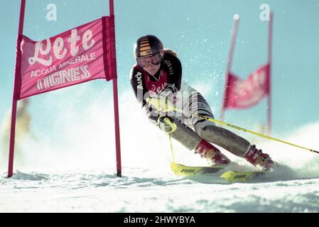 Katja SEIZINGER, GER, sciatore, slalom gigante d'azione, gennaio 1997, Â Foto Stock