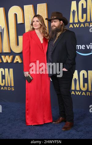 Las Vegas, Nevada, USA. 7th Mar 2022. Morgane Stapleton, Chris Stapleton agli arrivi per i premi ACM (Academy of Country Music) 57th - Arrivi 3, Allegiant Stadium, Las Vegas, NV 7 marzo 2022. Credit: JA/Everett Collection/Alamy Live News Foto Stock