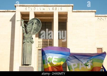 Manifestazione per la pace e per l'Ucraina Università 'Sapienza' di Roma Foto Stock