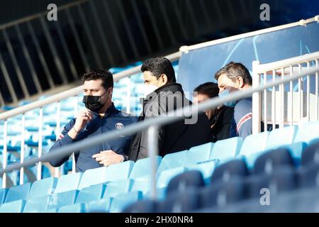 Madrid, Spagna - 8 marzo 2022, l'allenatore Mauricio Pochettino e il presidente Nasser al-Khelaifi durante la sessione di formazione di Parigi Saint-Germain prima della UEFA Champions League, round del 16, partita di calcio seconda tappa contro il Real Madrid il 8 marzo 2022 allo stadio Santiago Bernabeu di Madrid, Spagna - Foto: Oscar Barroso/DPPI/LiveMedia Foto Stock