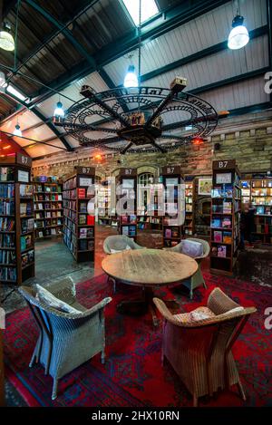 Barter Books, descritto come la British Library of Second-hand bookshops ad Alnwick, Northumberland, Inghilterra Foto Stock