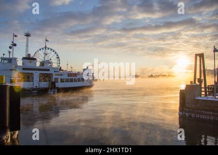 Vista panoramica di Helsinki in una giornata invernale, in Finlandia Foto Stock