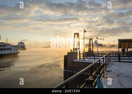 Vista panoramica di Helsinki in una giornata invernale, in Finlandia Foto Stock