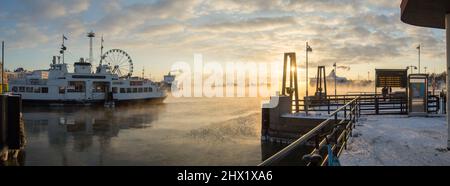 Vista panoramica di Helsinki in una giornata invernale, in Finlandia Foto Stock