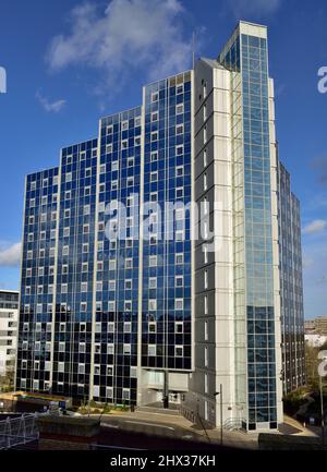 Churchill Place edificio di appartamenti, Basingstoke centro città, Hampshire Foto Stock