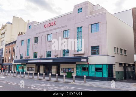 Il Globe Theatre di Stockton on Tees, Inghilterra, Regno Unito, ha appena completato i lavori di ristrutturazione di questo edificio art deco. Foto Stock