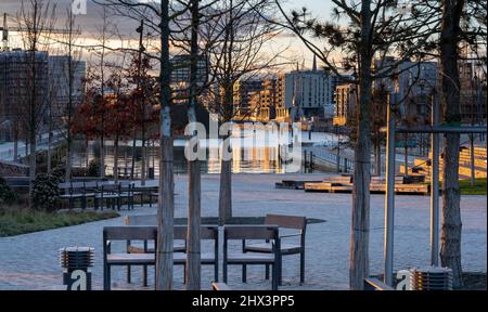 Nuova costruzione Amerigo-Vespucci-Platz (Amerigo-Vespucci-Place) nell'Hafencity di Amburgo, Germania. Foto Stock