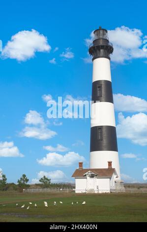 Bodie Island Lighthouse costruito 1872 alto, situato a Cape Hatteras National Seashore sulle rive esterne del North Carolina Foto Stock