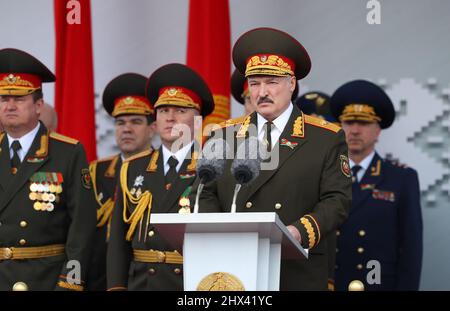 Ritratto di Alexandr Lukashenko , Presidente della Repubblica di Bielorussia in Parata militare uniforme maggio 09 2020. Fonte: Servizio stampa del Presidente della Repubblica di Bielorussia Foto Stock