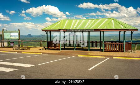 Maleny, Queensland, Australia - catena montuosa della Glass House vista dal McCarthy's Lookout Foto Stock