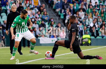 Sevilla, Spagna. 09th Mar 2022. 9th marzo 2022; stadio Benito Villamarin; Siviglia; Spagna; UEFA Europa League; Betis vs Eintracht Frankfurt; Nabil Fekir (Betis) 900/Cordon Press Credit: CORDON PRESS/Alamy Live News Foto Stock