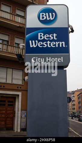 Bologna - Italia - 2 febbraio 2022: Best Western City Hotel Sign in Bologna. Italia Foto Stock