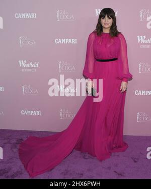 Los Angeles, Stati Uniti. 09th Mar 2022. Casey Wilson arriva al CDGA 24th (Costume Designers Guild Awards) che si tiene al Broad Stage di Santa Monica, California mercoledì 9 marzo 2022. (Foto di Sthanlee B. Mirador/Sipa USA) Credit: Sipa USA/Alamy Live News Foto Stock