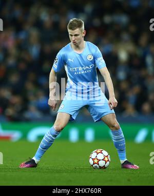 Manchester, Regno Unito. 09/03/2022, Oleksandr Zinchenko di Manchester City durante la partita di calcio Manchester City vs Sporting Lisbon, UEFA Champions League, Round of 16, LEG 2 of 2, Etihad Stadium, Manchester, UK. 9th marzo 2022. Credit: Michael Zemanek/Alamy Live News Foto Stock