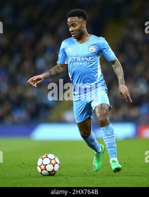 Manchester, Regno Unito. 09/03/2022, Raheem Sterling di Manchester City durante la partita di calcio Manchester City vs Sporting Lisbon, UEFA Champions League, Round of 16, LEG 2 of 2, Etihad Stadium, Manchester, UK. 9th marzo 2022. Credit: Michael Zemanek/Alamy Live News Foto Stock