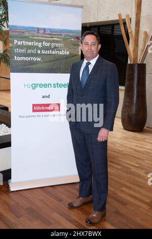 Dusseldorf, Germania. 09th Mar 2022. A partire dal 2025, Kloeckner se sarà rifornita di prodotti siderurgici dalla società svedese H2 Green Steel, attualmente in costruzione in Svezia la acciaieria per la produzione di acciaio a riduzione CO2 con idrogeno, Mark BULA, SWE, COO di acciaio verde H2, conferenza stampa di bilancio di Kloeckner & Co se, Klockner, a Duesseldorf il 03/09/2022, Credit: dpa/Alamy Live News Foto Stock