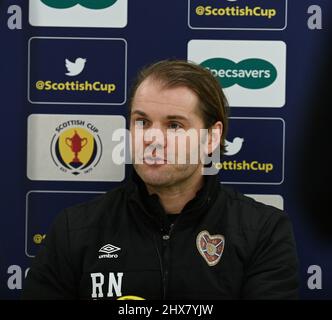 Oriam Sports Centre Edinburgh.Scotland.UK. 10th marzo 22 Robbie NeilsonPress, direttore di Hearts, Conferenza per la Scottish Cup Tie contro St Mirren. Credit: eric mccowat/Alamy Live News Foto Stock