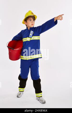 Costume da vigile del fuoco. 11 anni. Foto Stock