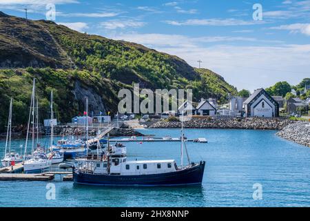 Vista sul porto vicino alla distilleria Isle of Harris Foto Stock