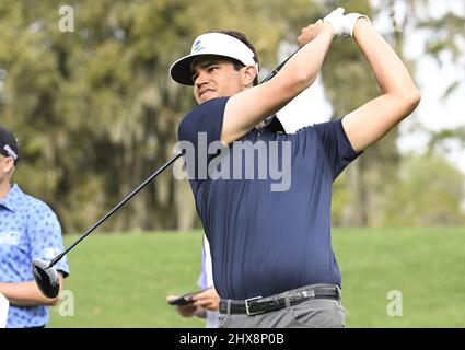 Ponte Vedra Beach, USA. 10th Mar 2022. Beau Hossler ha girato il suo tee shot sulla buca 16th nel primo round del campionato DEI GIOCATORI sul campo Stadium al TPC Sawgrass di Ponte Vedra Beach, Florida, giovedì 10 marzo 2022. Foto di Joe Marino/UPI Credit: UPI/Alamy Live News Foto Stock