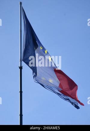 Versailles, Francia. 10th Mar 2022. Atmosfera in vista di una riunione informale dei Capi di Stato o di Governo dell'Unione europea, per discutere le conseguenze dell'invasione russa in Ucraina, a Versailles, vicino Parigi, Francia, giovedì 10 marzo 2022.Foto di Christian Liewig/ABACAPRESS.COM Credit: Abaca Press/Alamy Live News Foto Stock