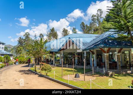 NUWARA ELIYA, SRI LANKA - DICEMBRE 29,2021: Costruzione della Blue Field Tea Factory a Nuwara Eliya, Sri Lanka. Foto Stock