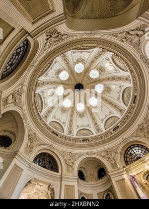 VIENNA, AUSTRIA, 19 FEBBRAIO 2022: Cupola del Hofburg Foto Stock