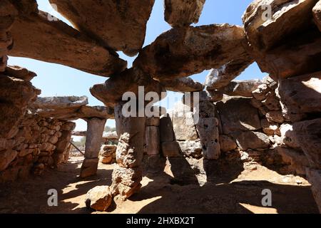 Questa foto è stata scattata nel villaggio talayotico chiamato Torre d'en Galmés, Minorca, Isole Baleari, Spagna. Foto Stock