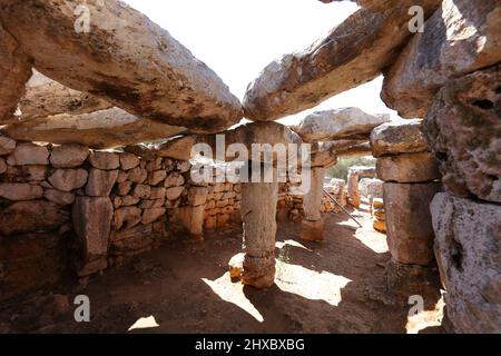 Questa foto è stata scattata nel villaggio talayotico chiamato Torre d'en Galmés, Minorca, Isole Baleari, Spagna. Foto Stock