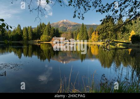 Häuslteich, Großer Bösenstein, Hohentauern, Stiria, Austria Foto Stock