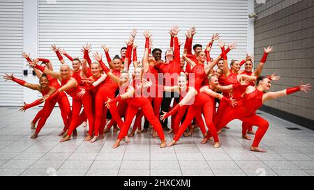 Excel London, Regno Unito. 11th Mar 2022. Dopo un'assenza di due anni, uno dei più grandi spettacoli e spettacoli di danza è tornato a pieno ritmo con migliaia di visitatori, artisti, creativi e scuole di mestiere e di palcoscenico che partecipano all'edizione 15th del centro espositivo Excel London questo fine settimana. Credit: Imagplotter/Alamy Live News Foto Stock