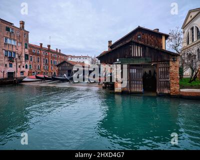 Cantiere di gondola a Rio de San Trovaso, Venezia Foto Stock