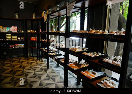 Negozio di pane artigianale a conduzione donna, l'Artisa, nella zona alla moda di la Condesa, Città del Messico, Messico Foto Stock