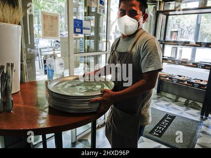 Negozio di pane artigianale a conduzione donna, l'Artisa, nella zona alla moda di la Condesa, Città del Messico, Messico Foto Stock