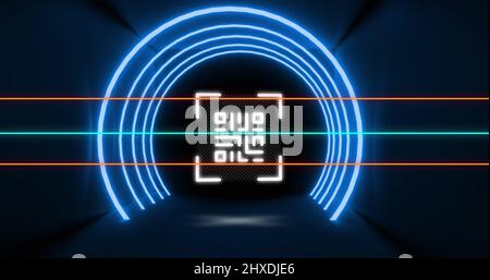 Immagine del codice qr luminoso sulle forme geometriche al neon Foto Stock
