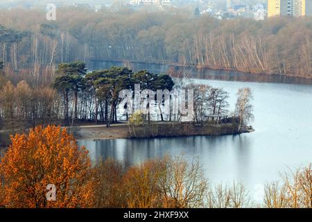 Sechs-seen-Platte a Duisburg-Wedau, Shelter al Wildforstersee Foto Stock