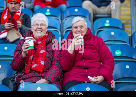 Blackburn, Regno Unito. 12th Mar 2022. I fan di Blackburn Rovers a Blackburn, Regno Unito, il 3/12/2022. (Foto di Mike Morese/News Images/Sipa USA) Credit: Sipa USA/Alamy Live News Foto Stock