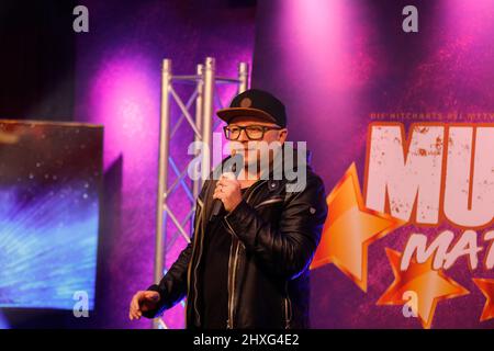 Anthony Weihs beim MusicMatch - Die Hitcharts bei MyTVplus im Gläsernen Studio von MyTVplus im Elbepark. Dresda,11.03.2022 Foto Stock
